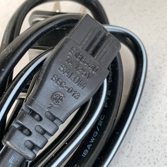 Polar IEC C7 Socket To NEMA 1-15P Wall Plug 2-Prong AC Power Cord - Picture 2 of 3